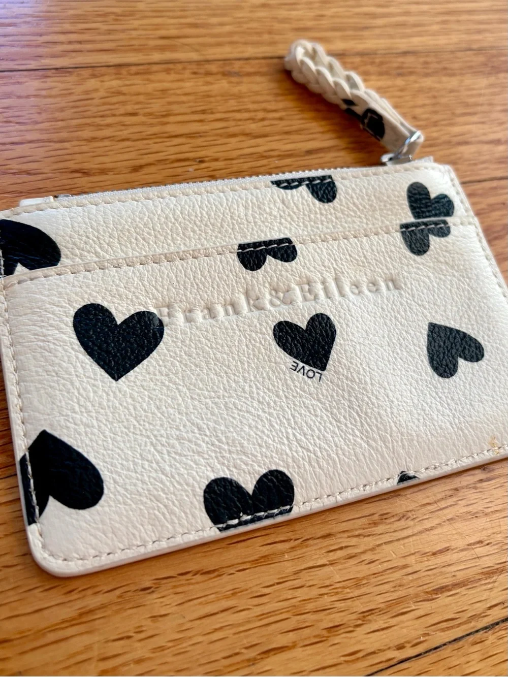 Frank & Eileen Cream Card Pouch with Black Heart Print🖤
